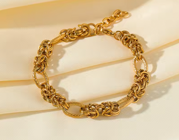 Gold Textured Link & Knot Chain Bracelet